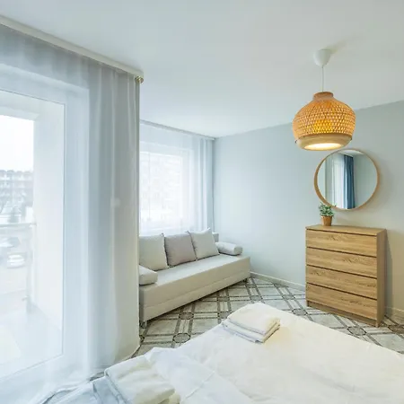 Appartement Reymonta 15 Surfingbird *