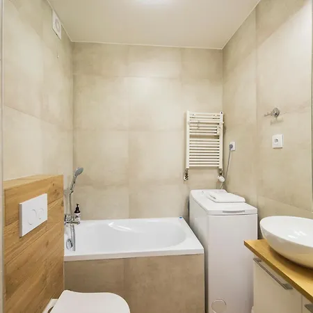 Reymonta 15 Surfingbird קולובז'ג