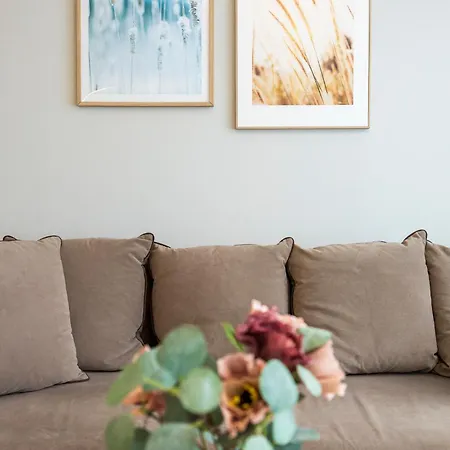 Reymonta 15 Surfingbird Apartmán