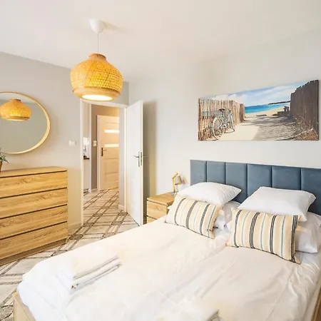 Reymonta 15 Surfingbird Apartmán *